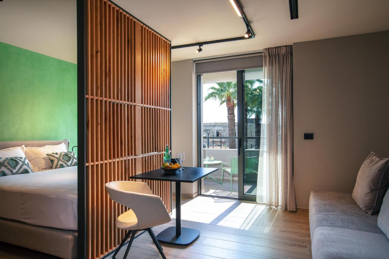 Souda Plaza Collection Hotel ภายนอก รูปภาพ